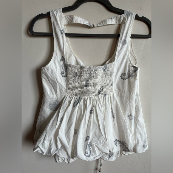 ONLY White Seahorse/Seashell Bubble Blouse - Picture 9 of 11